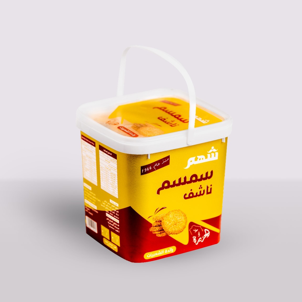 مسمسم حبة وسط عبوة كبيرة